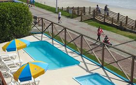 Residencial Vila do Sol, Apartamentos com pé na areia
